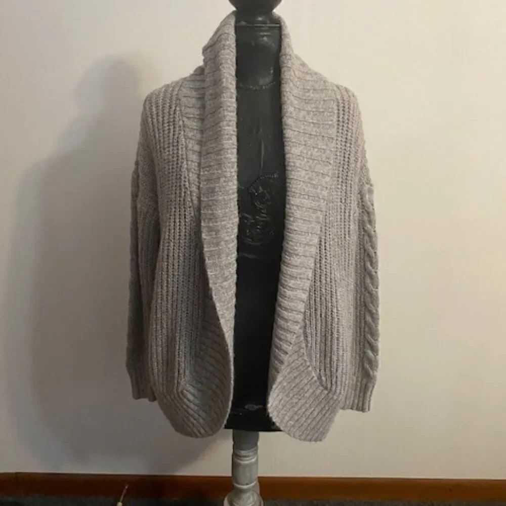 Mossimo Supply Co. Gray rope knit open cardigan, size L